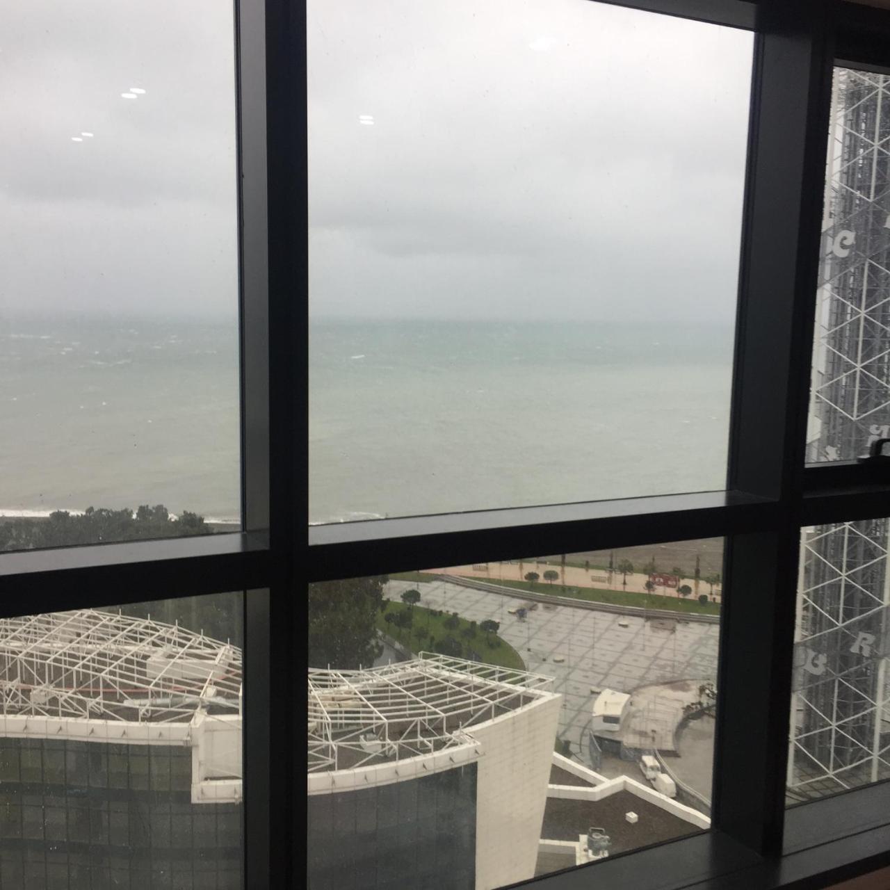 Апартаменты Batumi Porta Tower 1811 Экстерьер фото